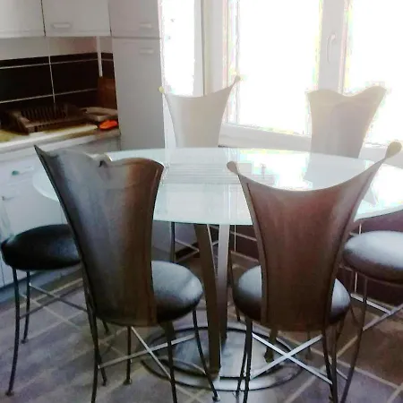 Appartamento Independent In House With 3 Bedrooms *